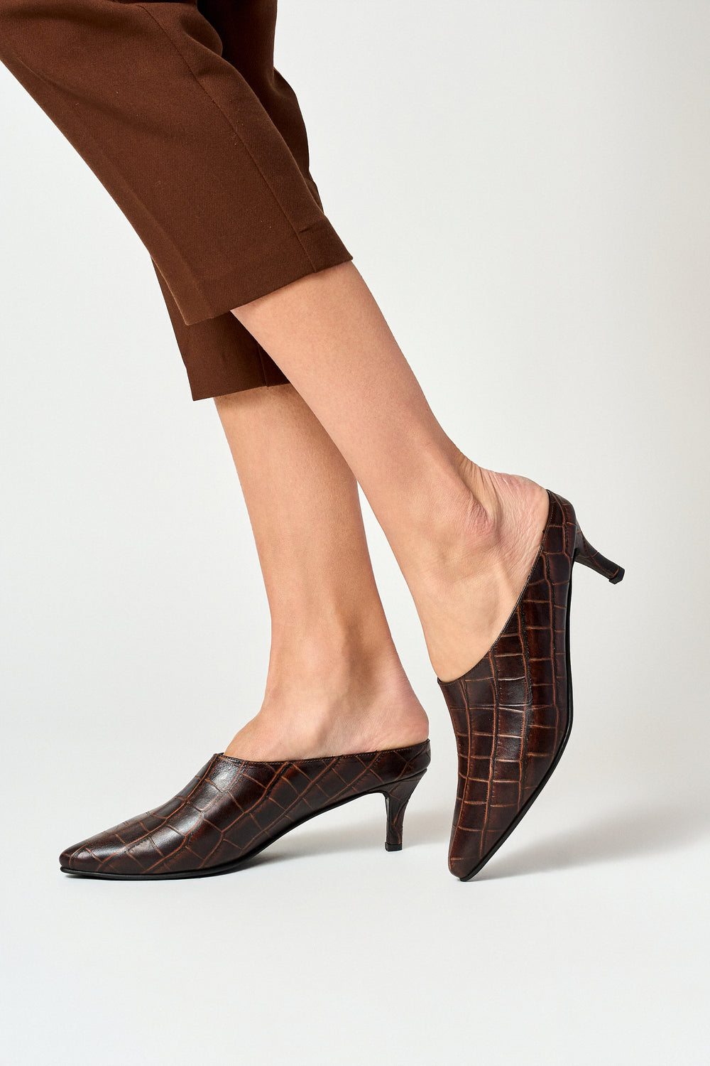 SANDALIA RENNIS CHOCOLATE