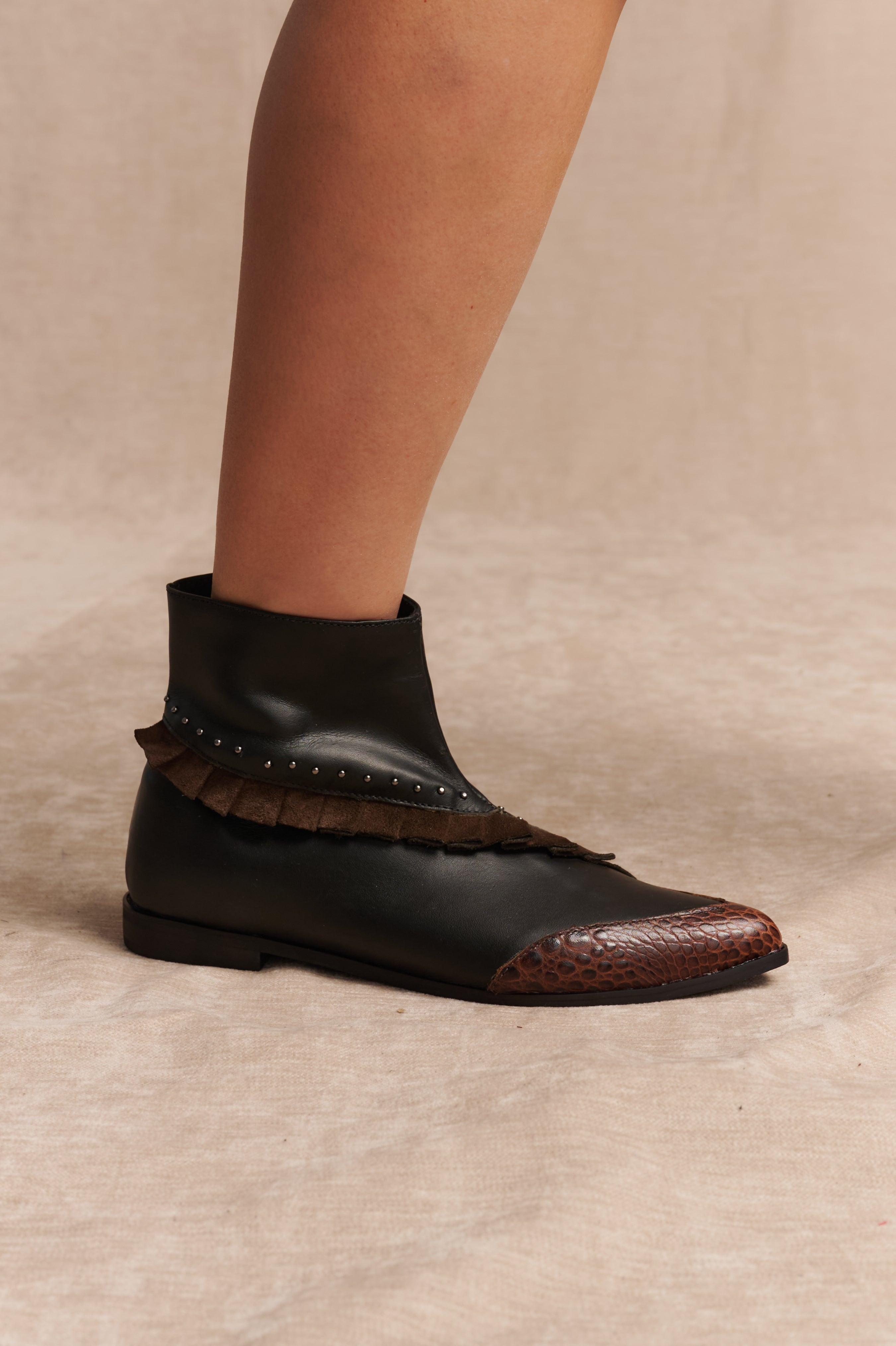 BOTIN ADANA BI COLOR
