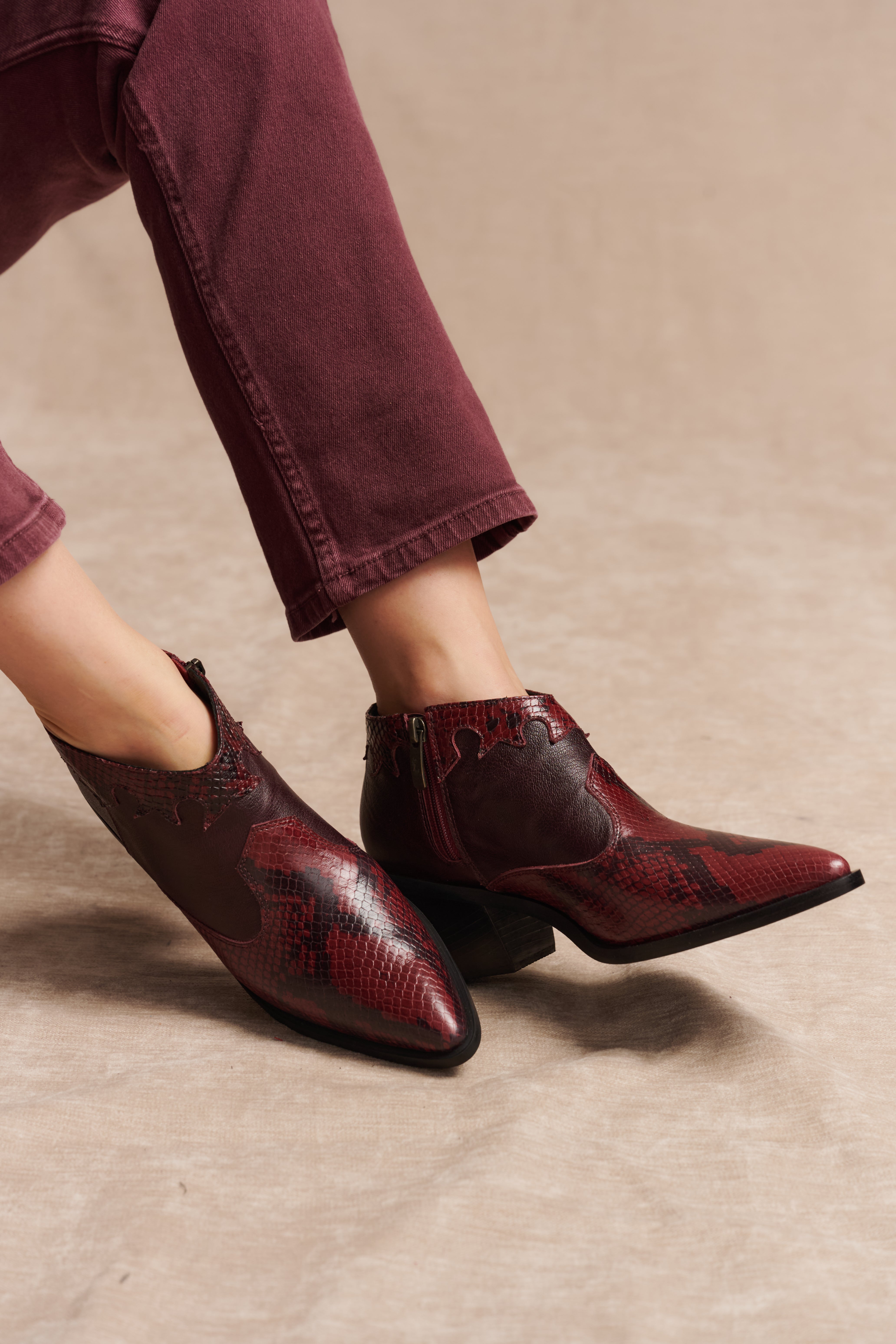 TUCSON BURGUNDY CYBER CAPSULLE