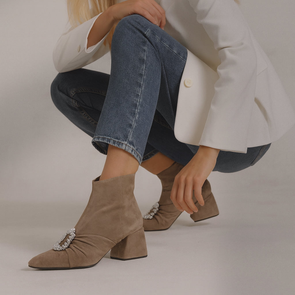 BOTIN DE CUERO